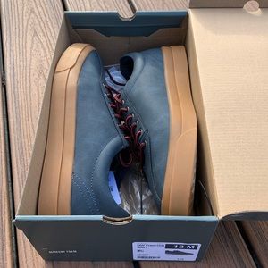 Mutual Weave Sneaker